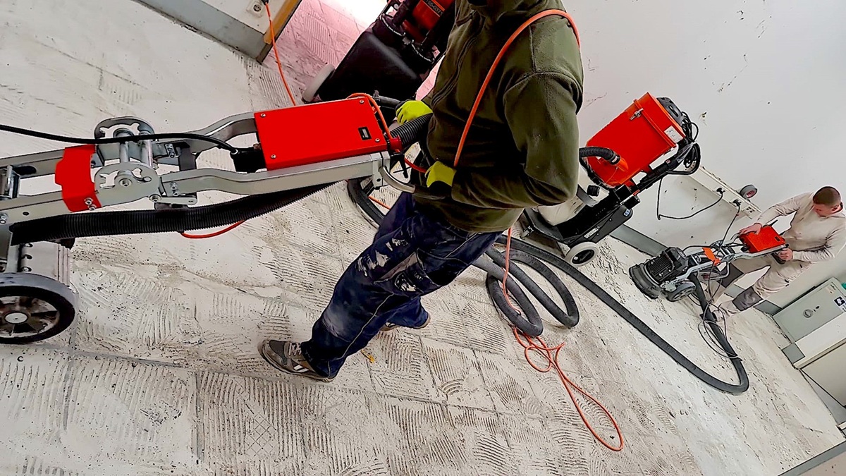 Fliesen Kleber nach Abbruch abschleifen