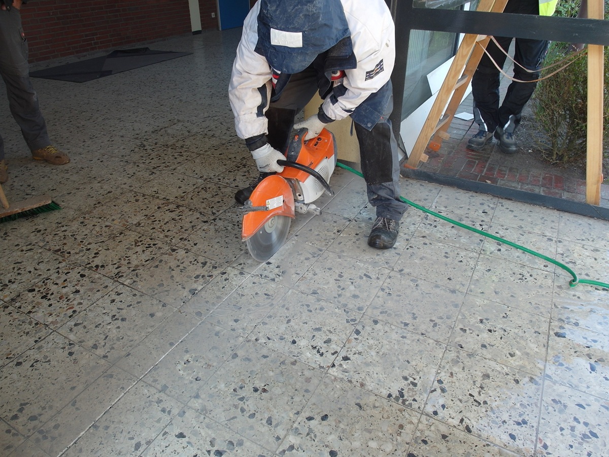 Fliesen Schneiden Abbruch